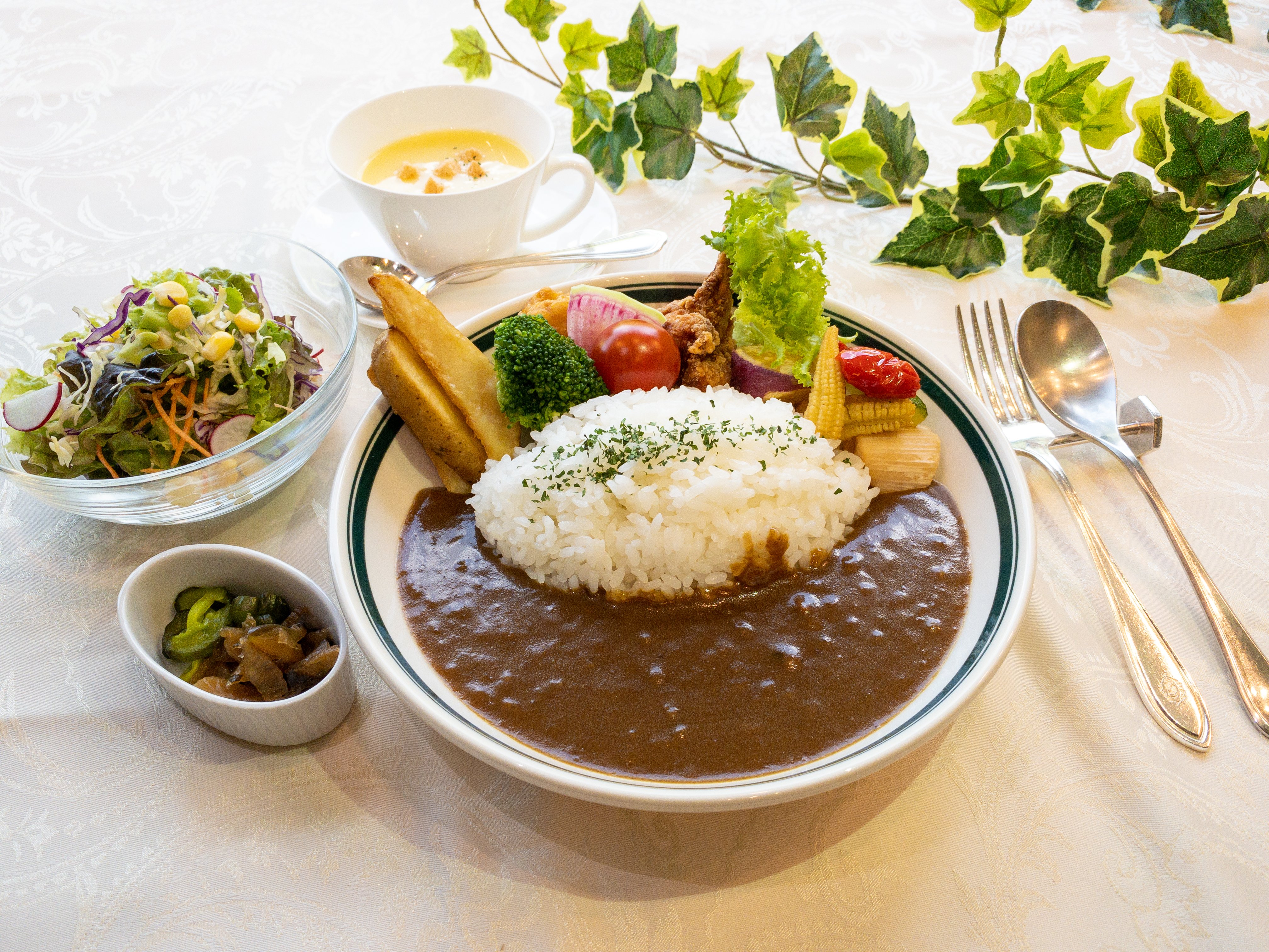 ★特製カレーライスセット.JPG